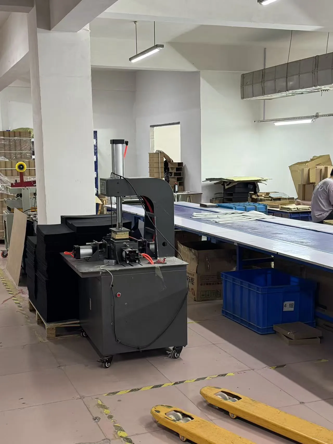 Factory equipment and production workstations